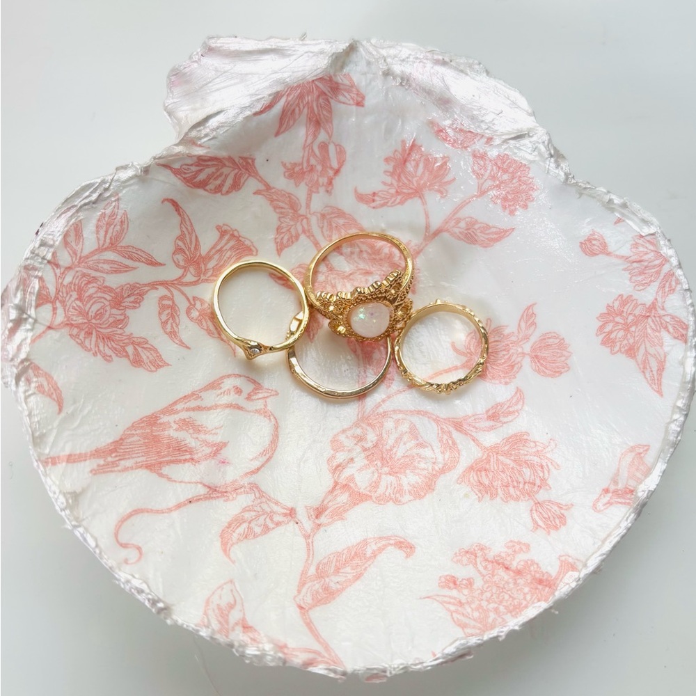 Handmade Scallop Shell Trinket Dish w/ Pink Floral Bird Decoupage Design - Picture 2 of 4